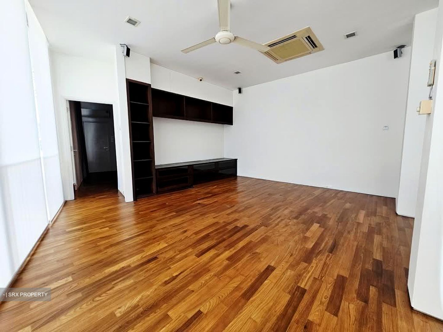 Jalan Ria (D13), Semi-Detached #559179111
